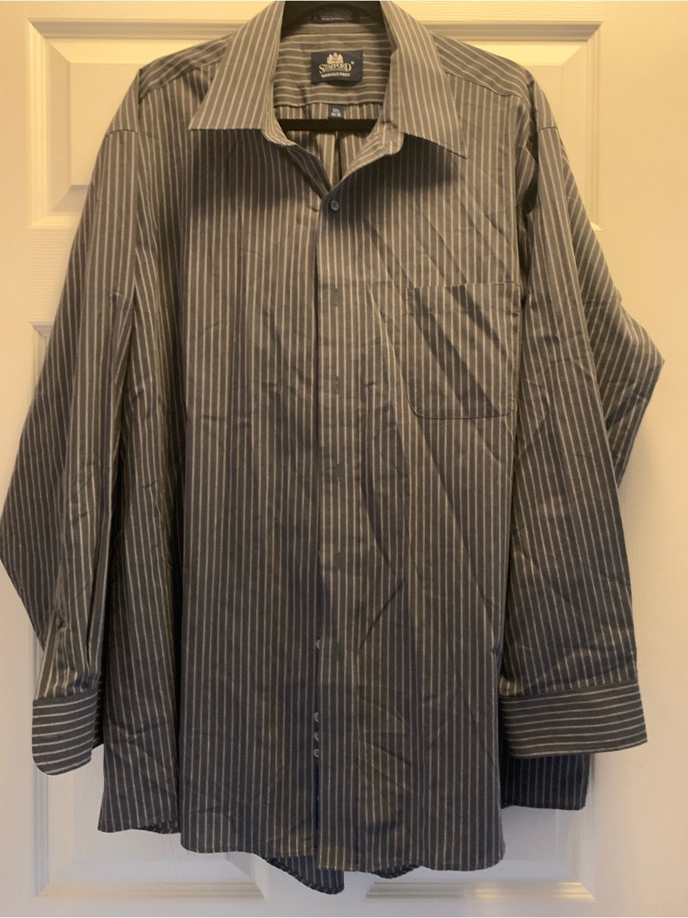 Stafford Men’s Long-Sleeve Gray Pinstripe Dress Shirt 17 1/2, 34/35